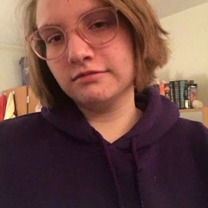 Meet your Posher, Amelia